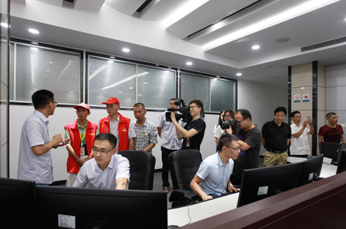 长兴县供电公司开展社会公众体验日活动.jpg
